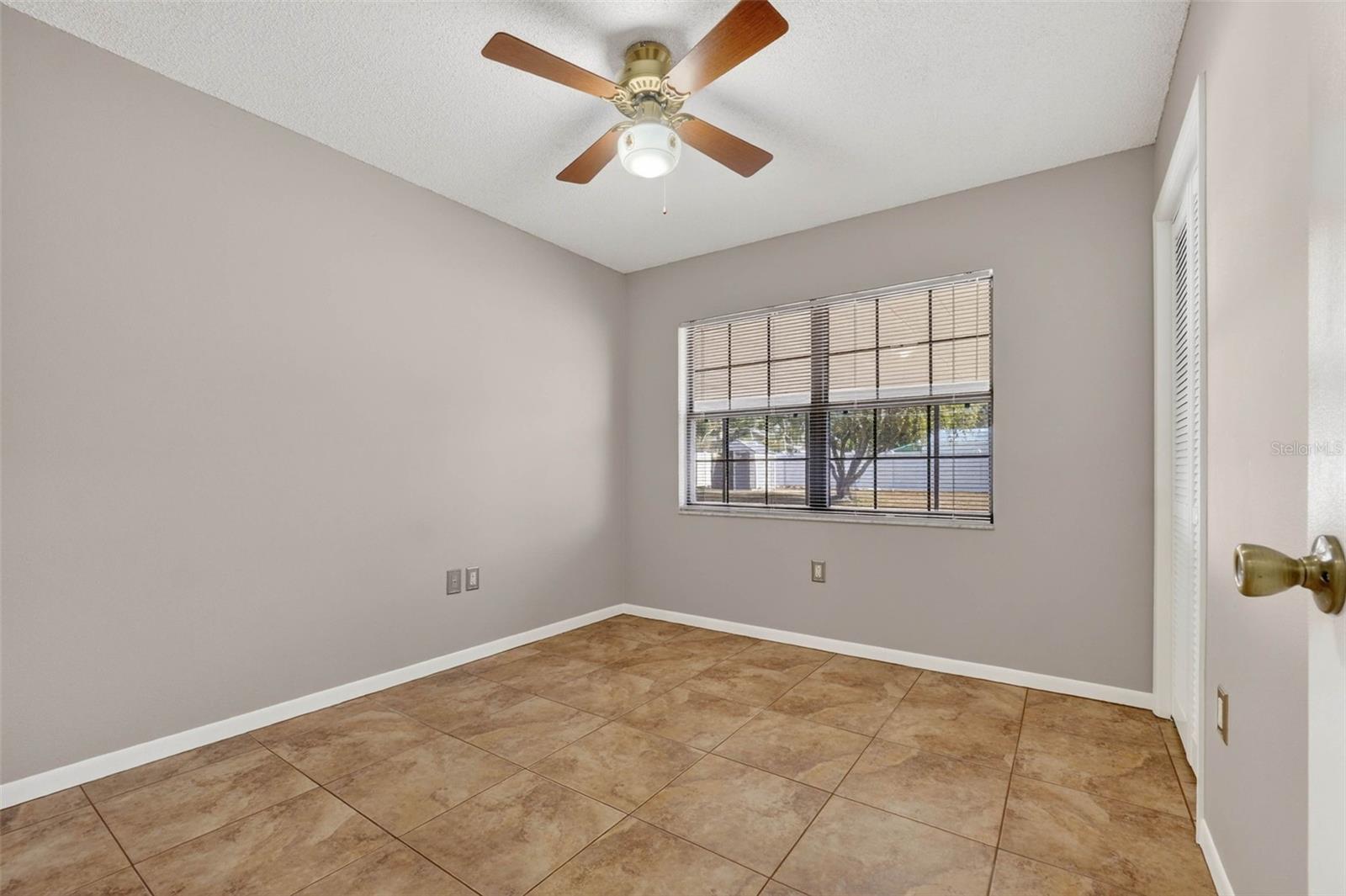 Image 24 of 42 For 6411 Cromwell Road