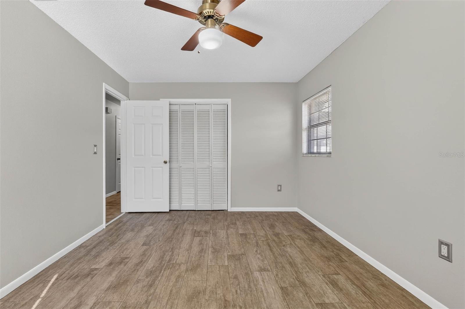 Image 28 of 42 For 6411 Cromwell Road