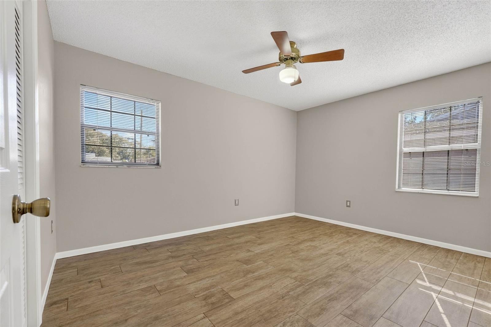 Image 29 of 42 For 6411 Cromwell Road