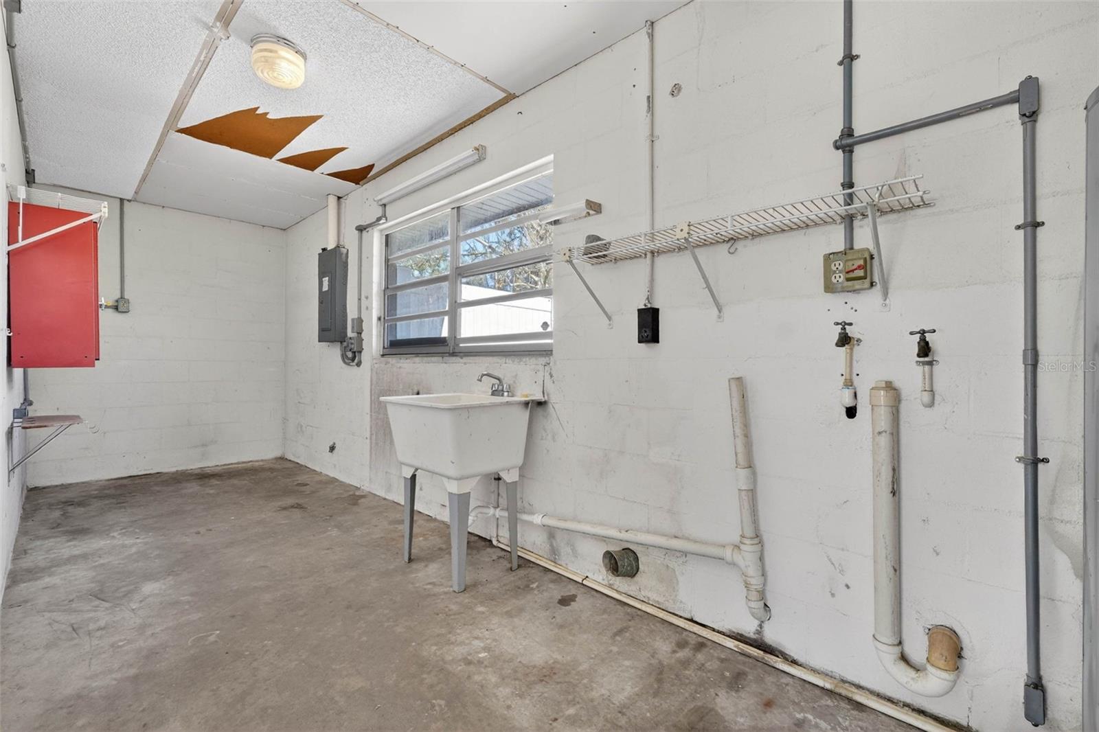 Image 32 of 42 For 6411 Cromwell Road