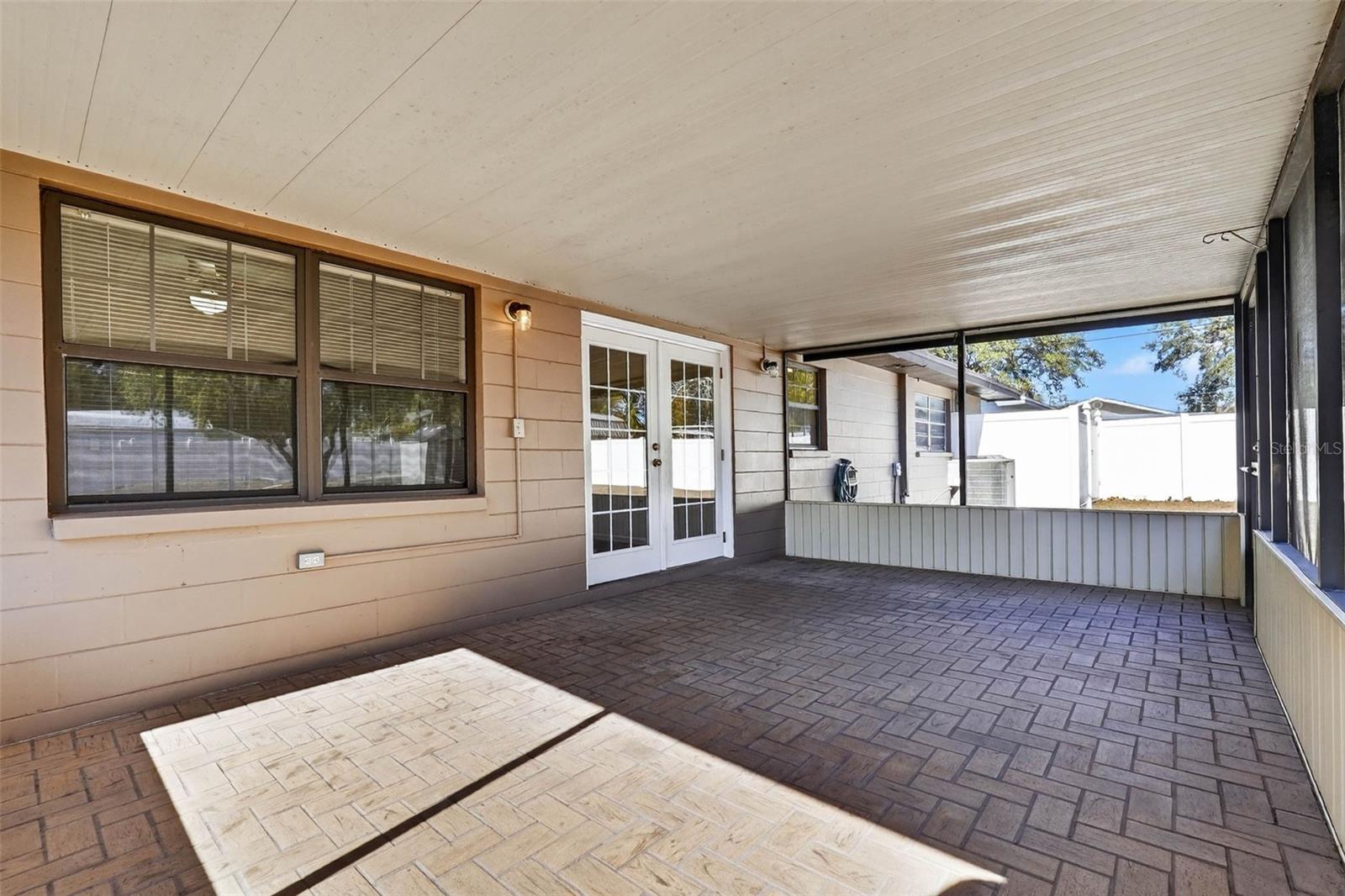 Image 35 of 42 For 6411 Cromwell Road