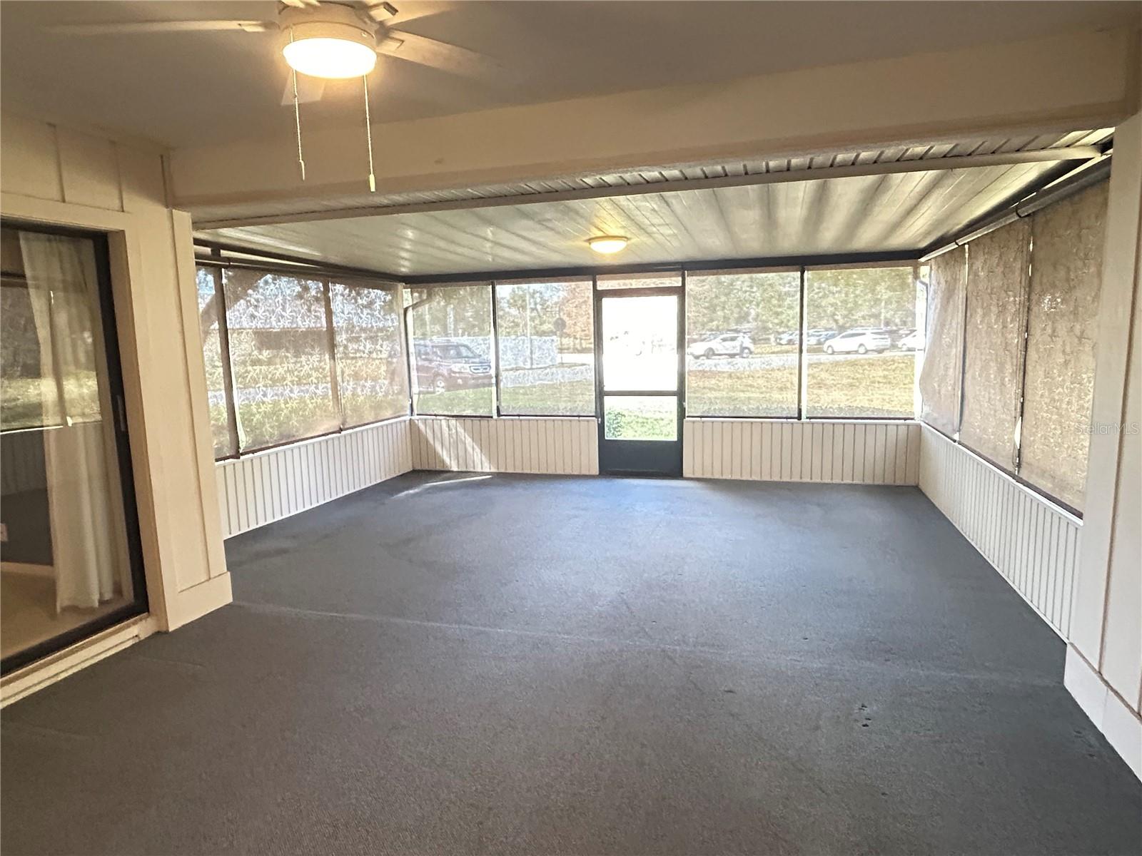 Image 19 of 30 For 634 Wexford Court