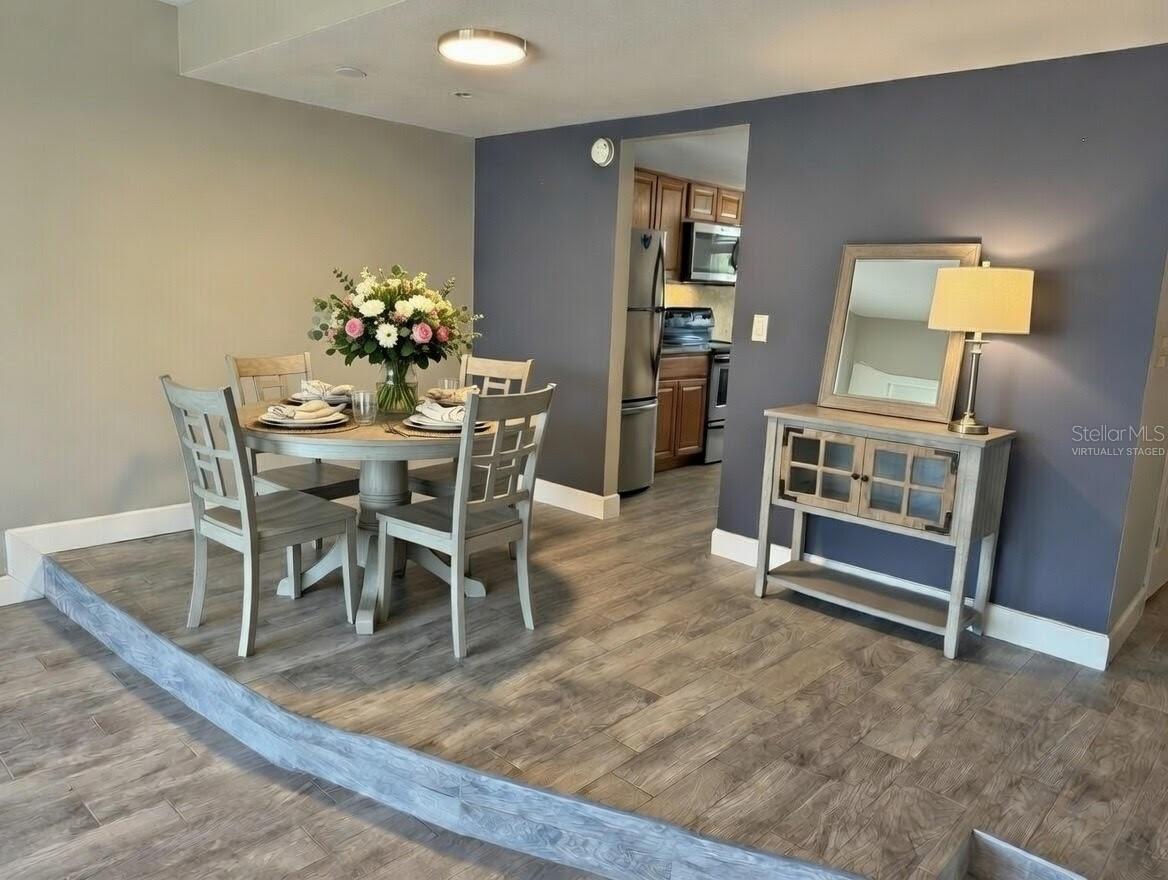 Image 12 of 46 For 1920 Edgewood Drive P2