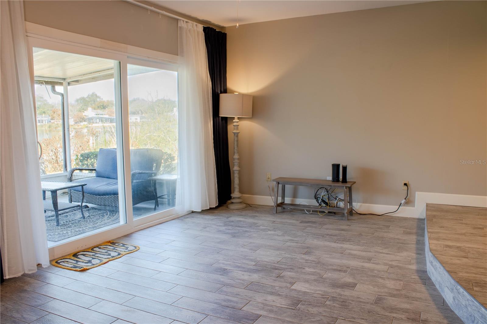 Image 15 of 46 For 1920 Edgewood Drive P2