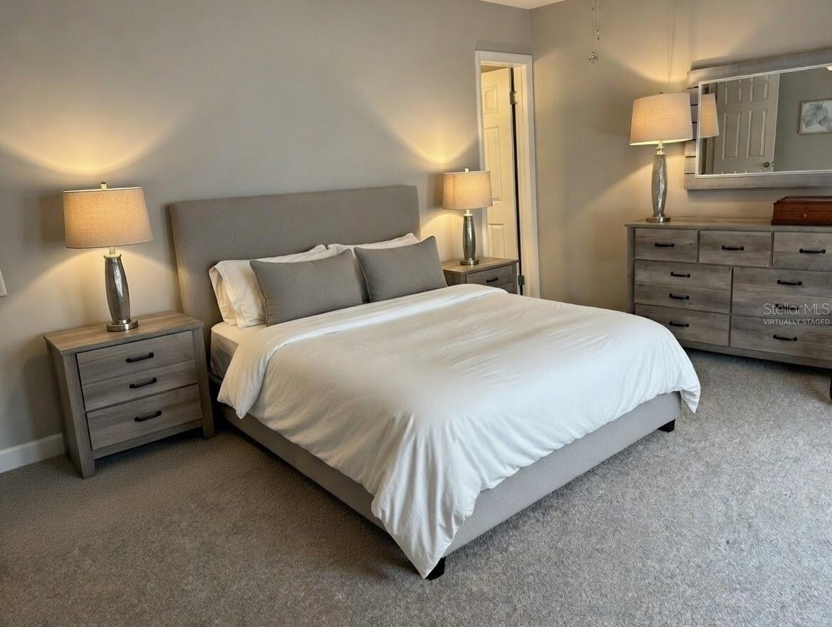 Image 5 of 46 For 1920 Edgewood Drive P2