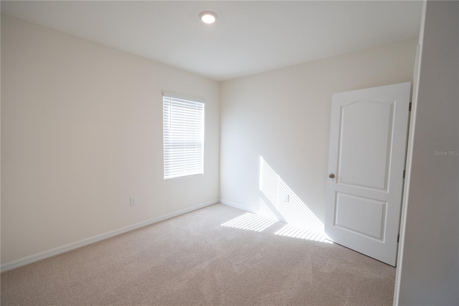 Image 11 of 52 For 444 Taylor Groves Drive