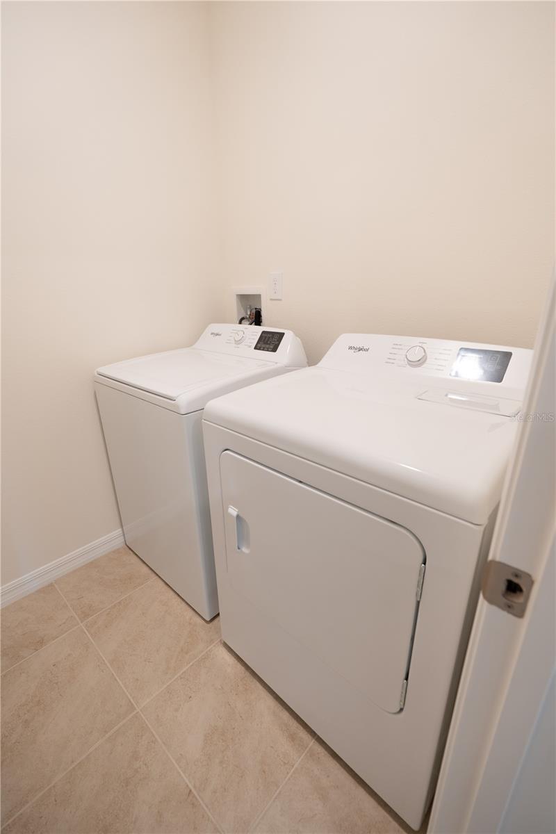 Image 19 of 52 For 444 Taylor Groves Drive