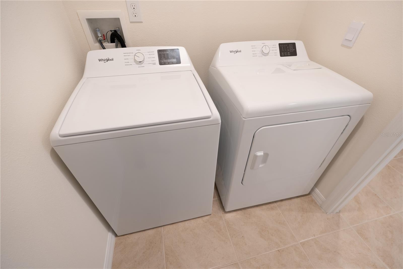 Image 20 of 52 For 444 Taylor Groves Drive