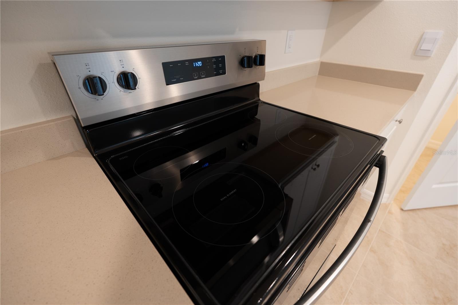 Image 33 of 52 For 444 Taylor Groves Drive