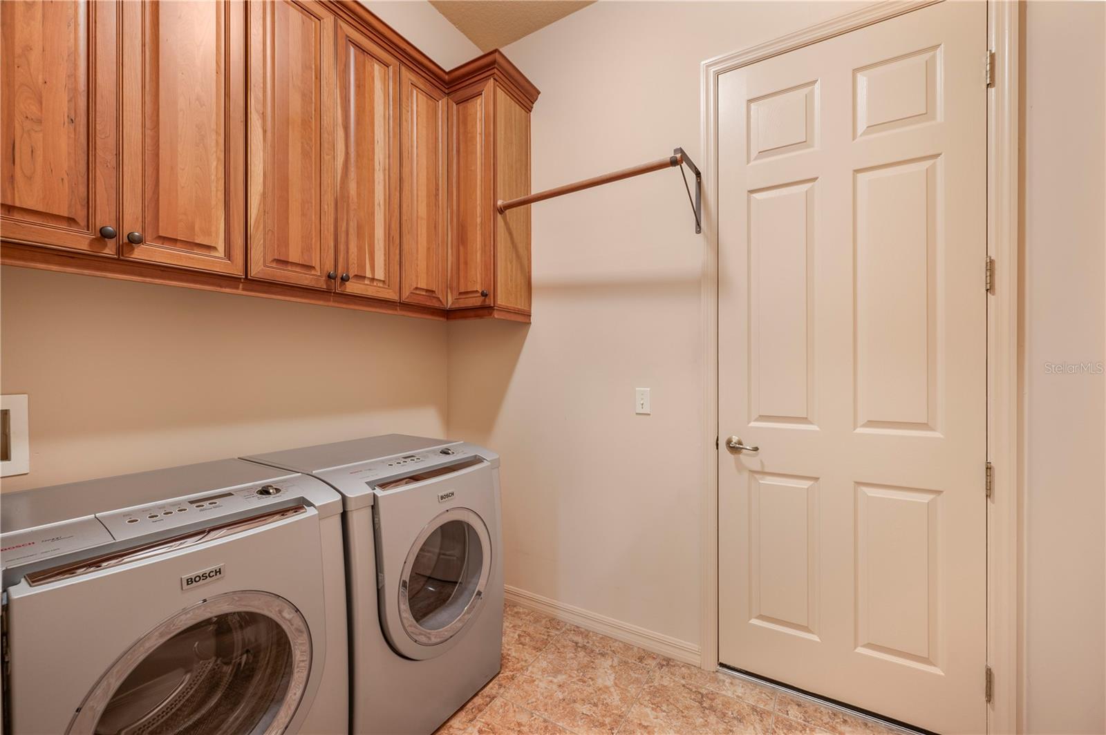 Image 29 of 45 For 4632 Turnberry Lane