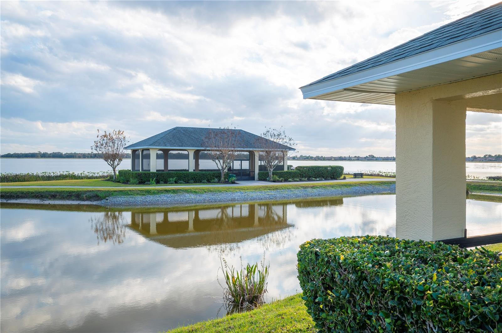 Image 37 of 45 For 4632 Turnberry Lane