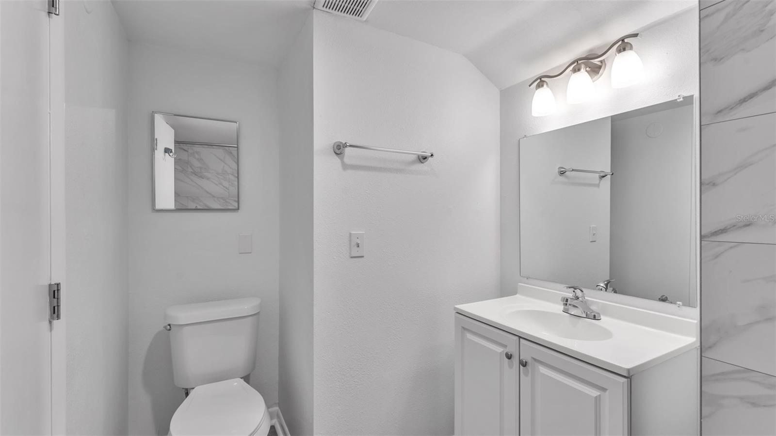 Image 18 of 49 For 751 Avenue D Sw