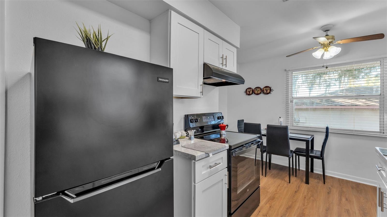 Image 33 of 49 For 751 Avenue D Sw