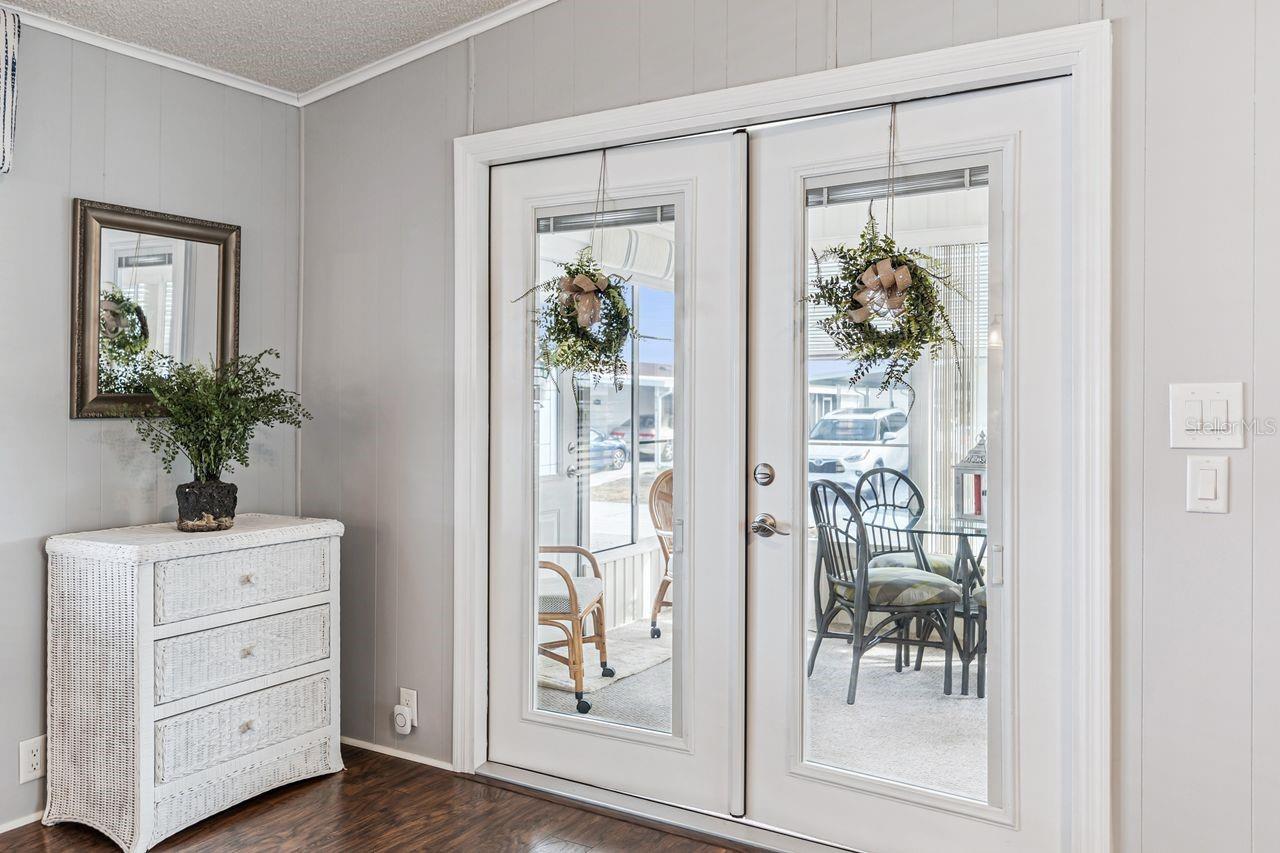 Image 10 of 36 For 6613 Westchester Drive Ne