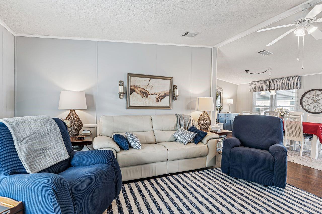 Image 15 of 36 For 6613 Westchester Drive Ne