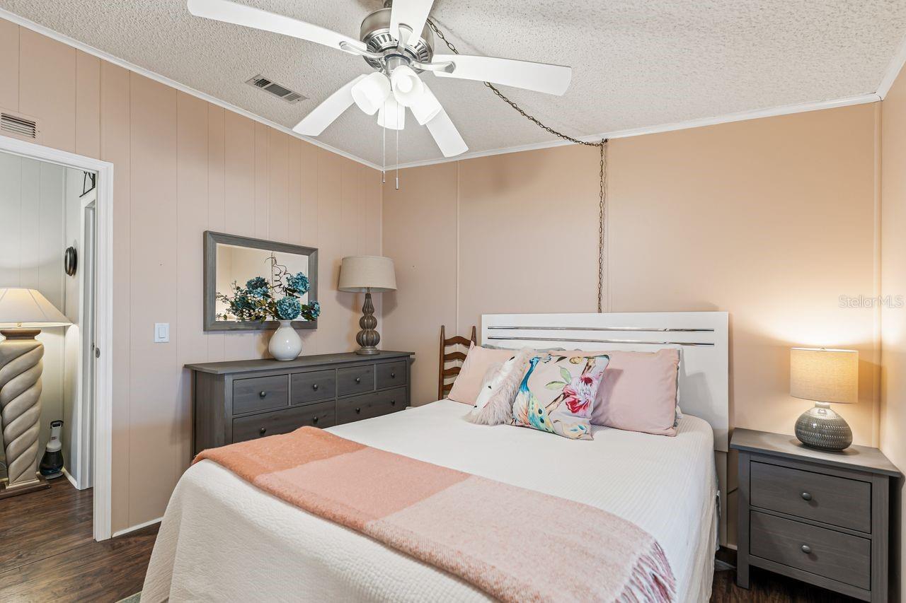 Image 25 of 36 For 6613 Westchester Drive Ne