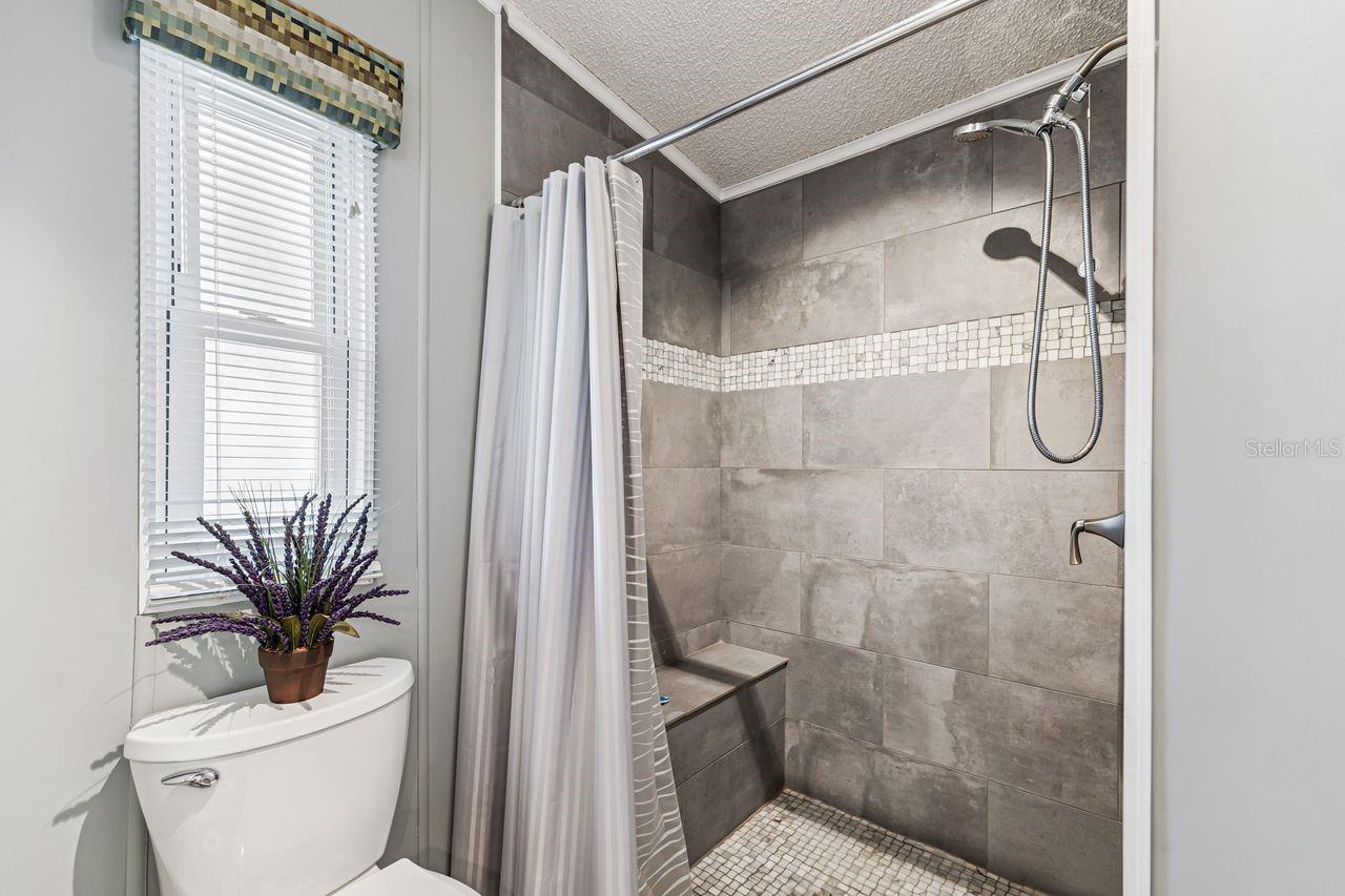 Image 30 of 36 For 6613 Westchester Drive Ne