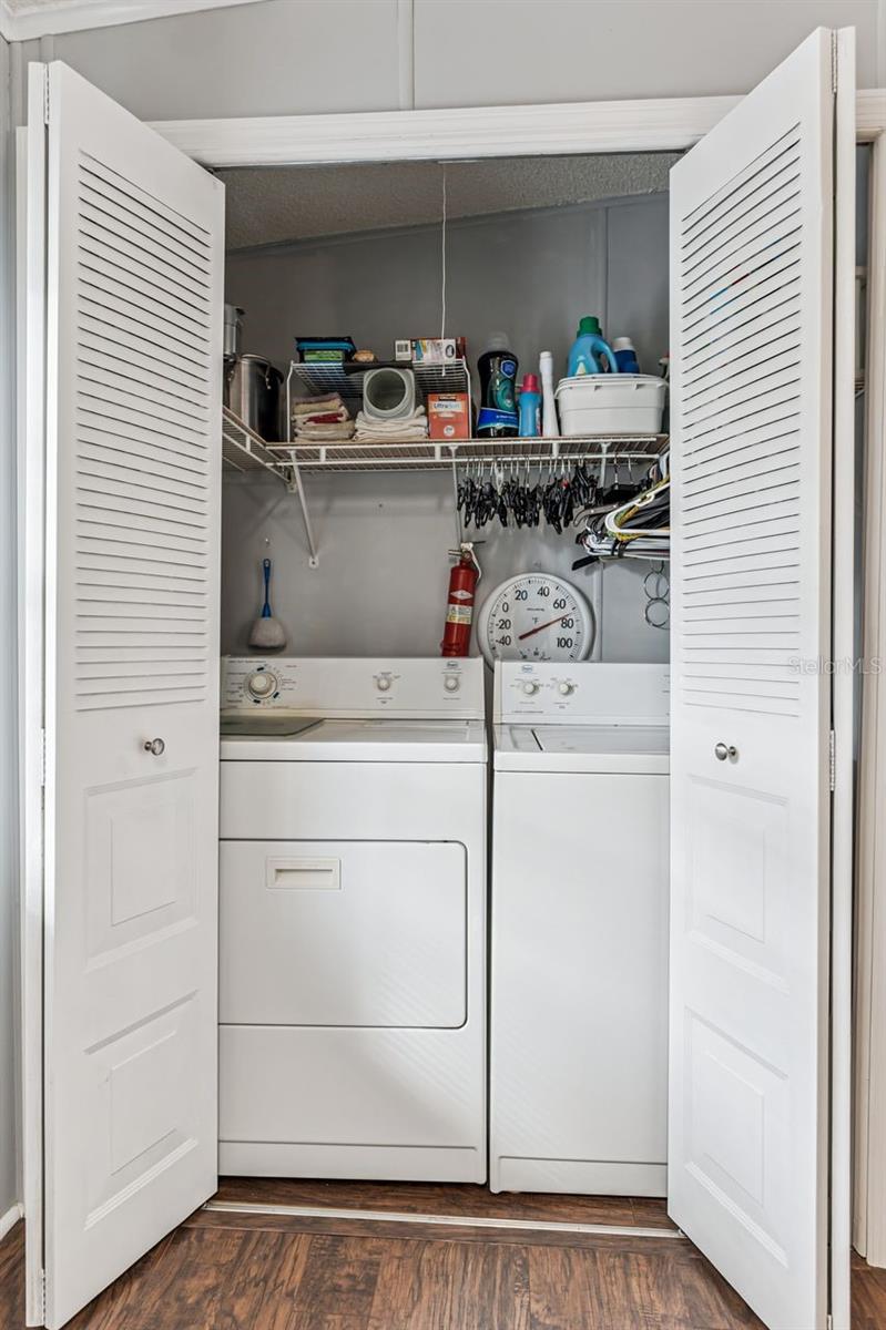 Image 31 of 36 For 6613 Westchester Drive Ne