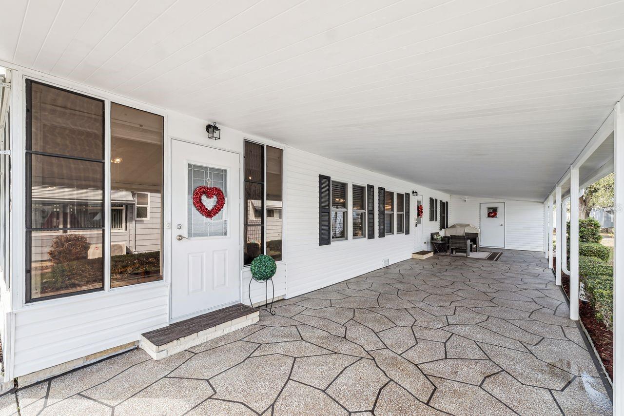 Image 5 of 36 For 6613 Westchester Drive Ne