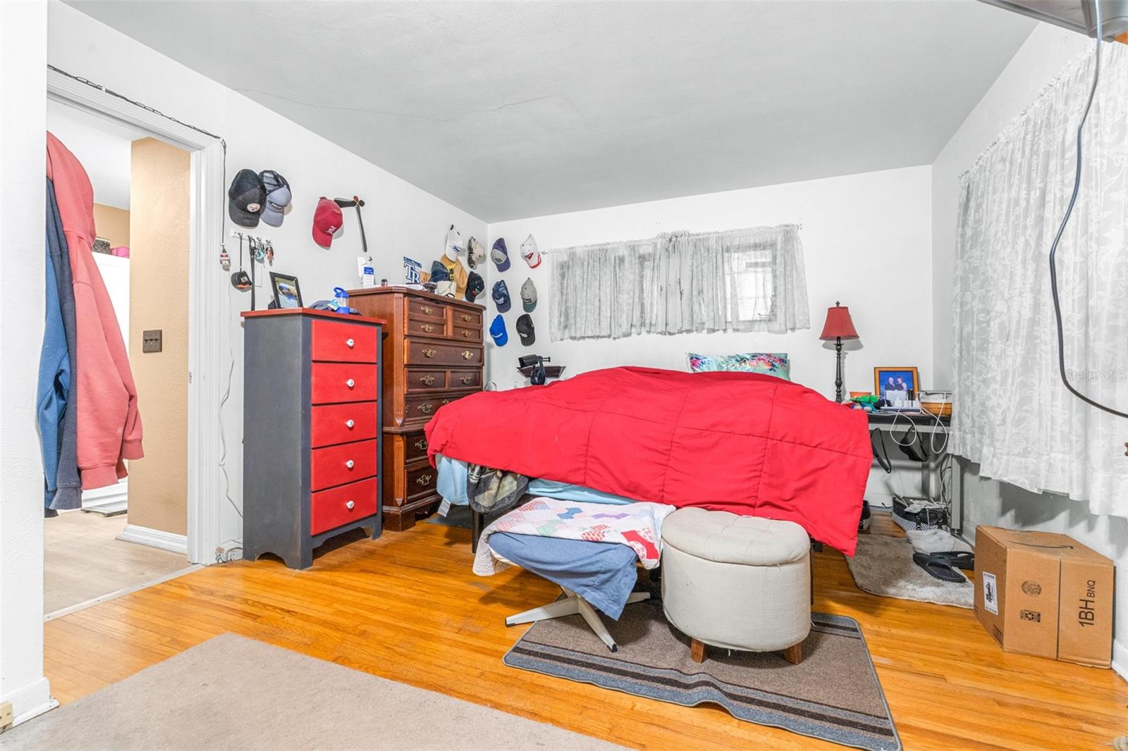 Image 27 of 53 For 628 Laurel Avenue