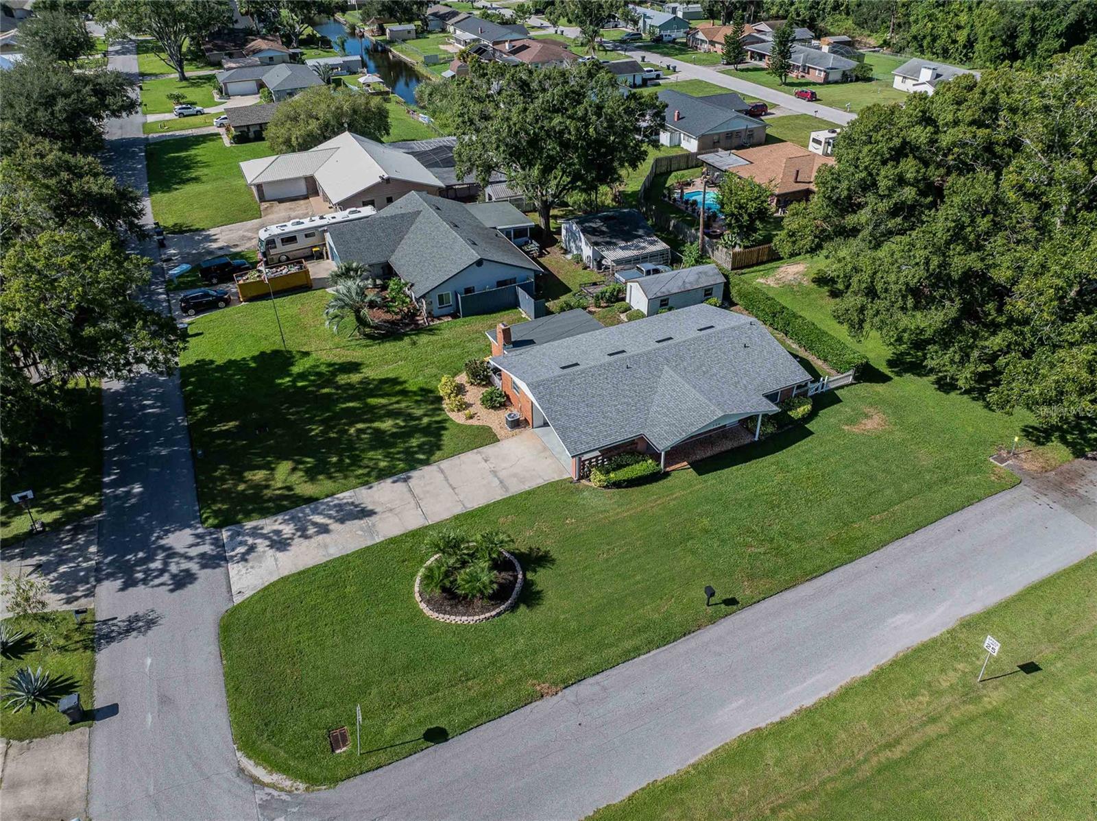 Image 2 of 34 For 706 Patricia Pl