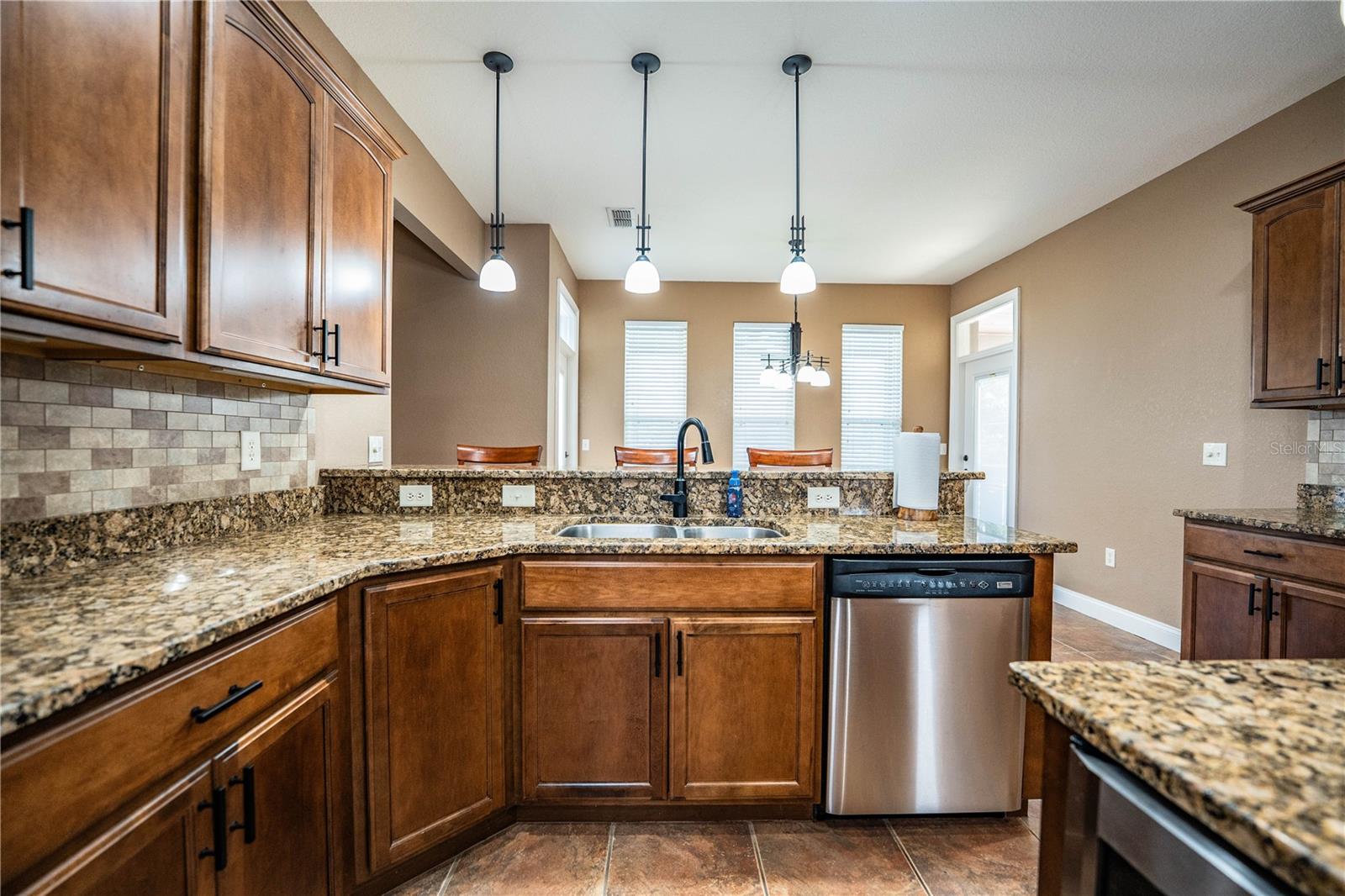 Image 14 of 87 For 3284 Hawks Ridge Drive