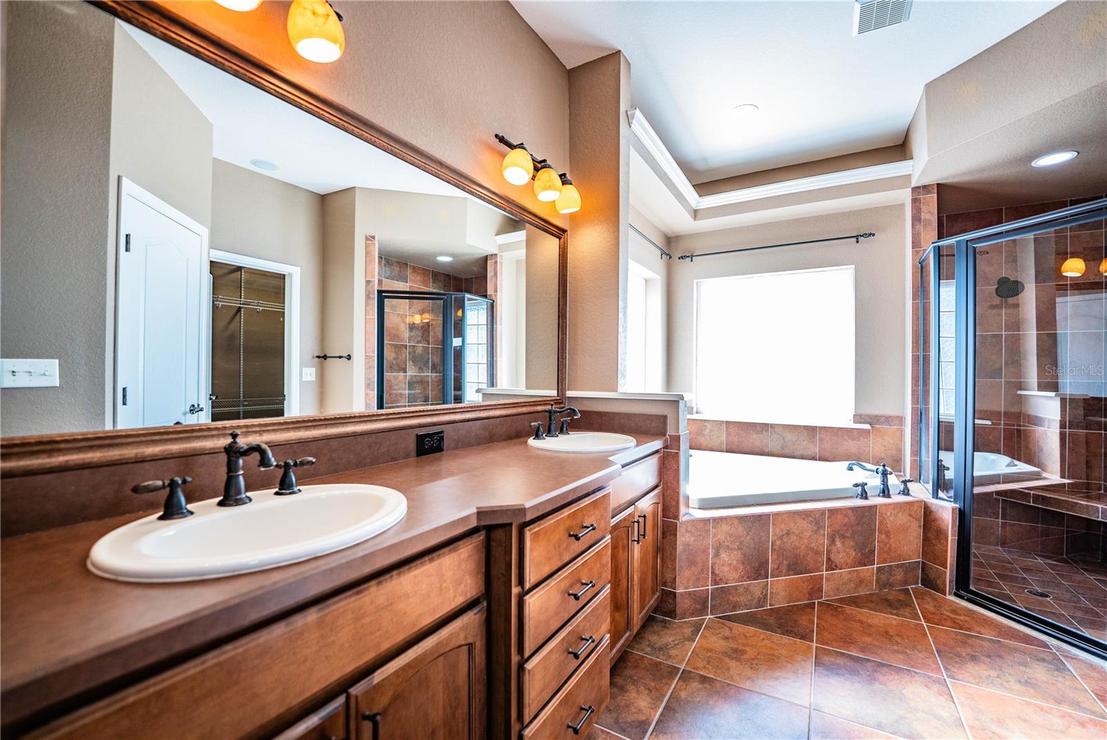 Image 40 of 87 For 3284 Hawks Ridge Drive