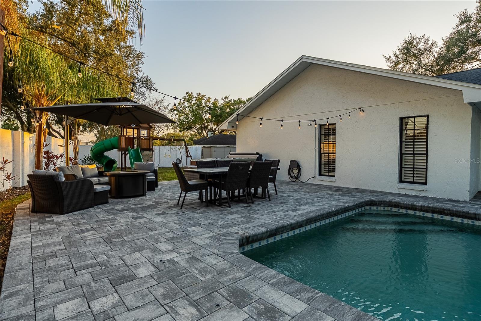 Image 44 of 52 For 1484 Shorewood Court