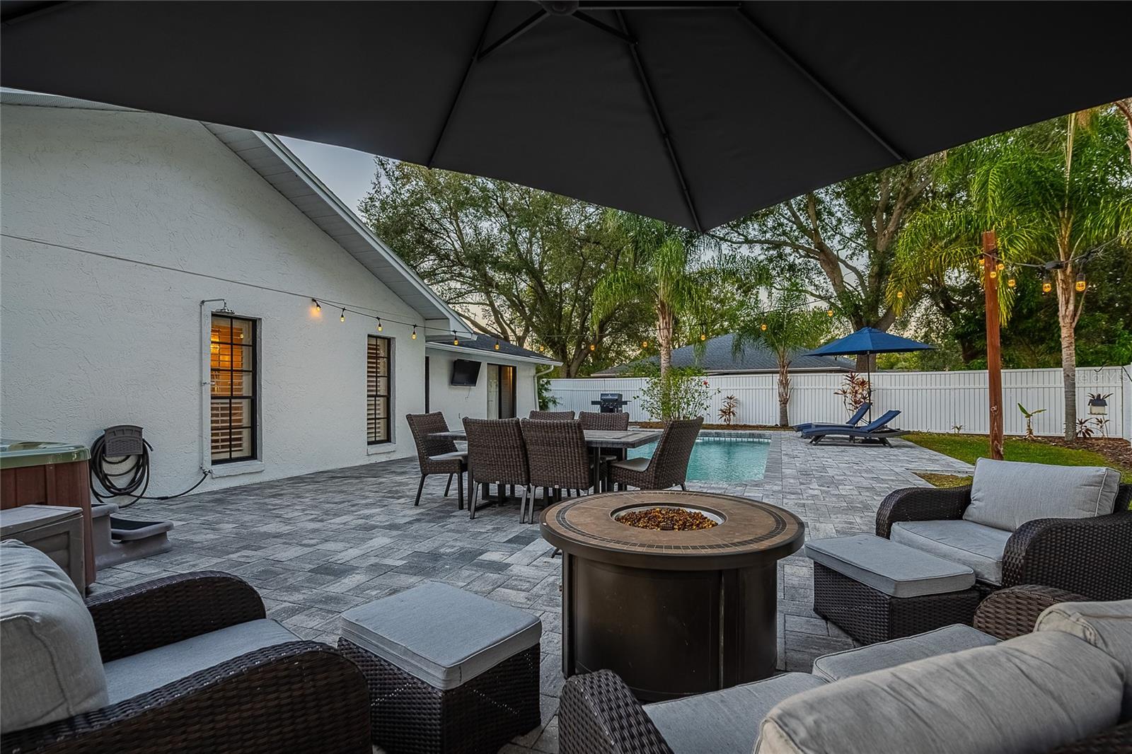 Image 48 of 52 For 1484 Shorewood Court