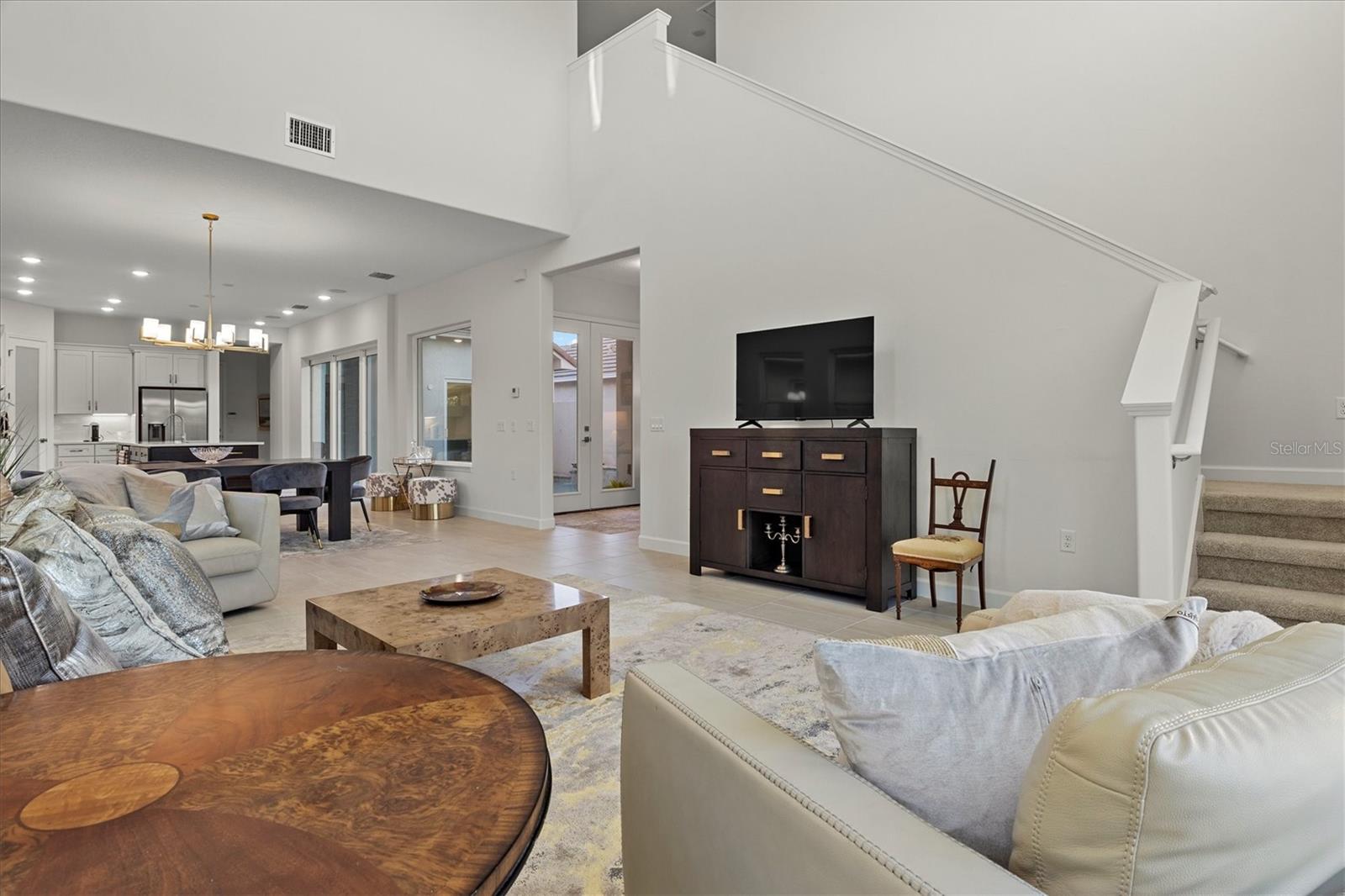 Image 11 of 44 For 168 Hampton Loop