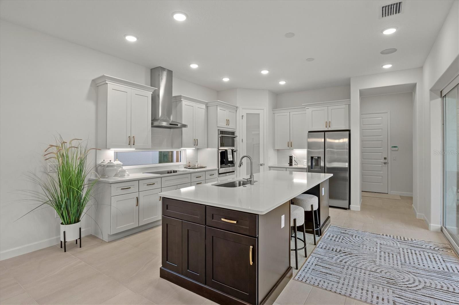 Image 17 of 44 For 168 Hampton Loop