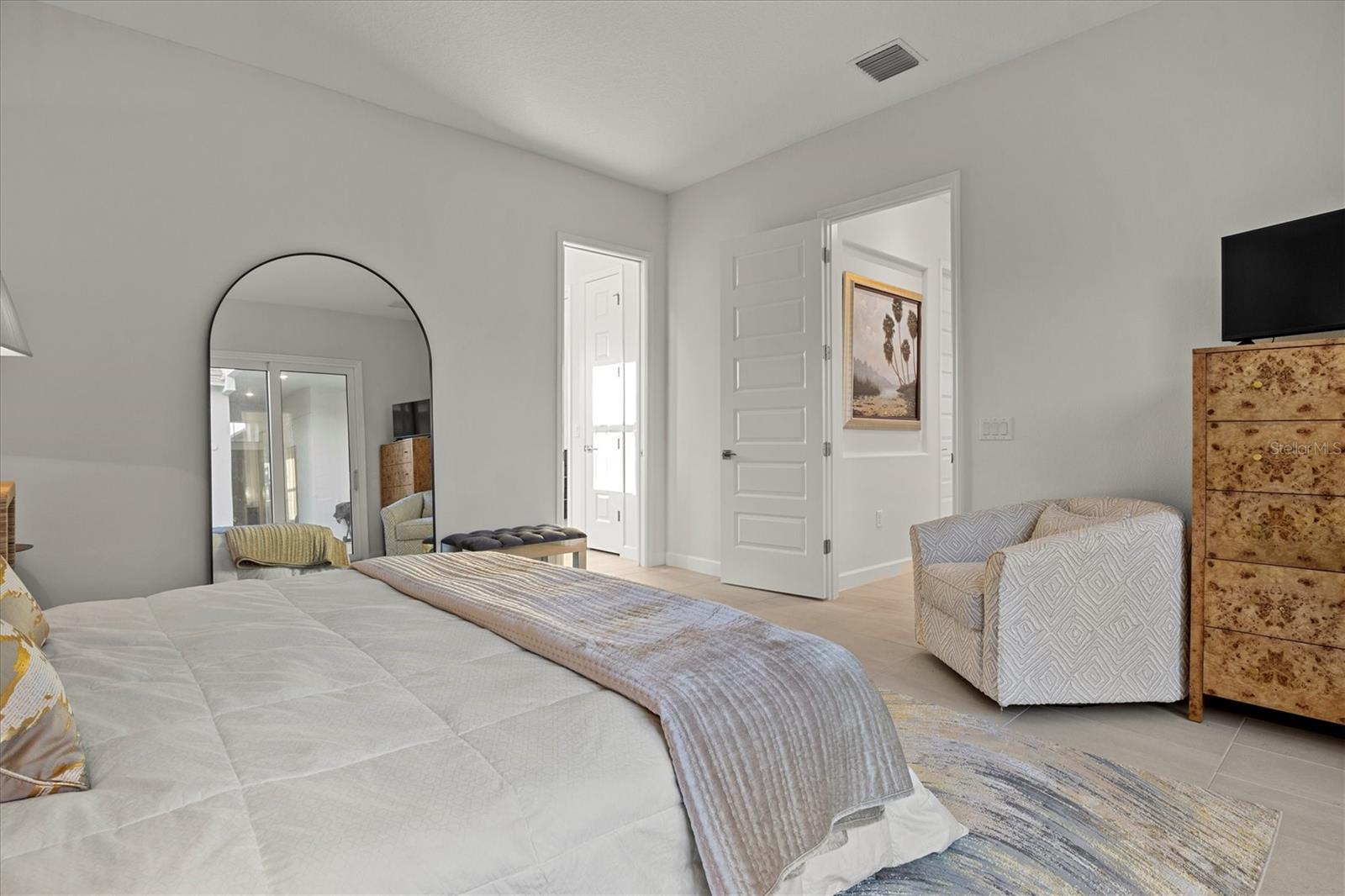 Image 24 of 44 For 168 Hampton Loop