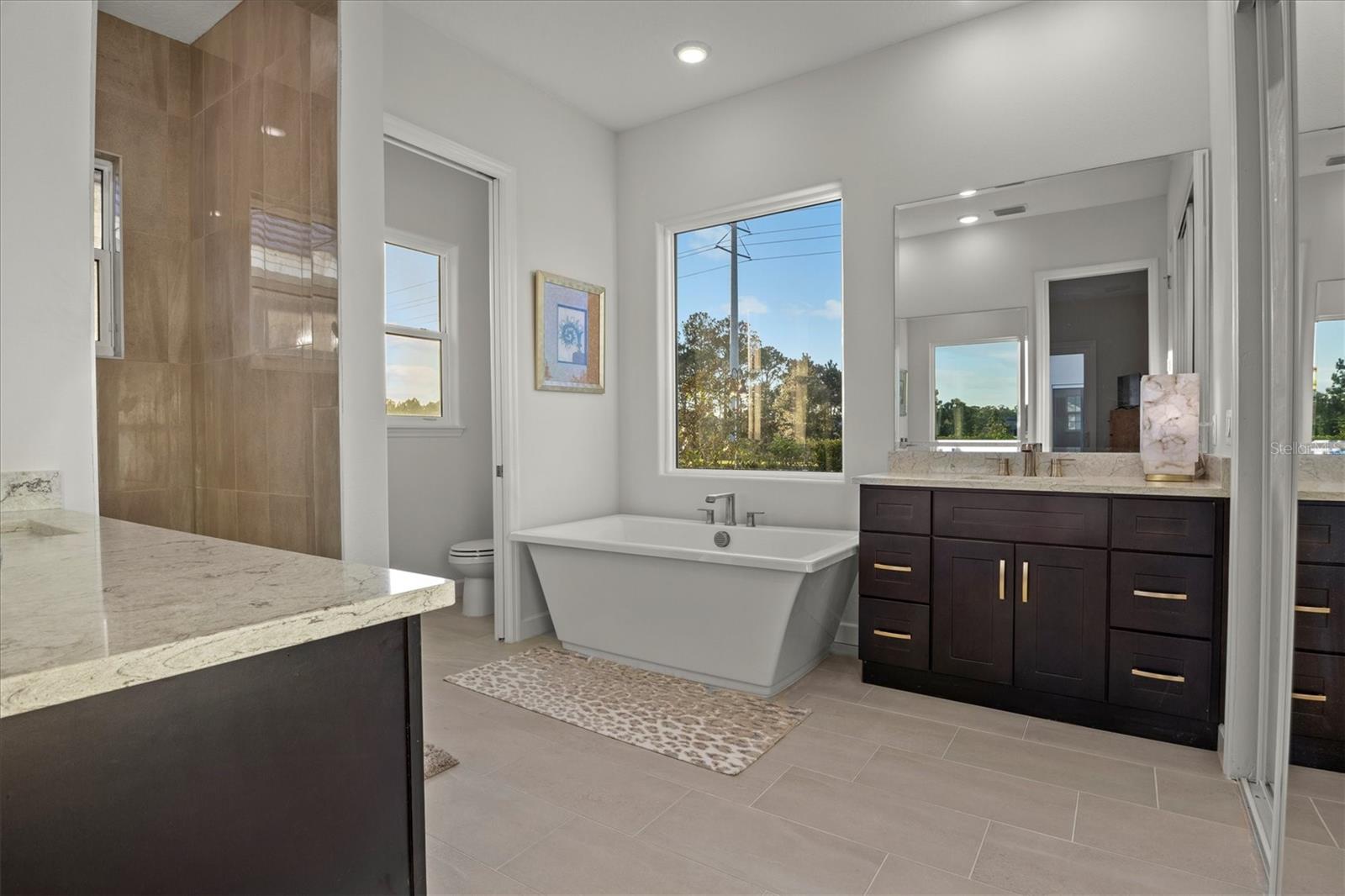 Image 28 of 44 For 168 Hampton Loop