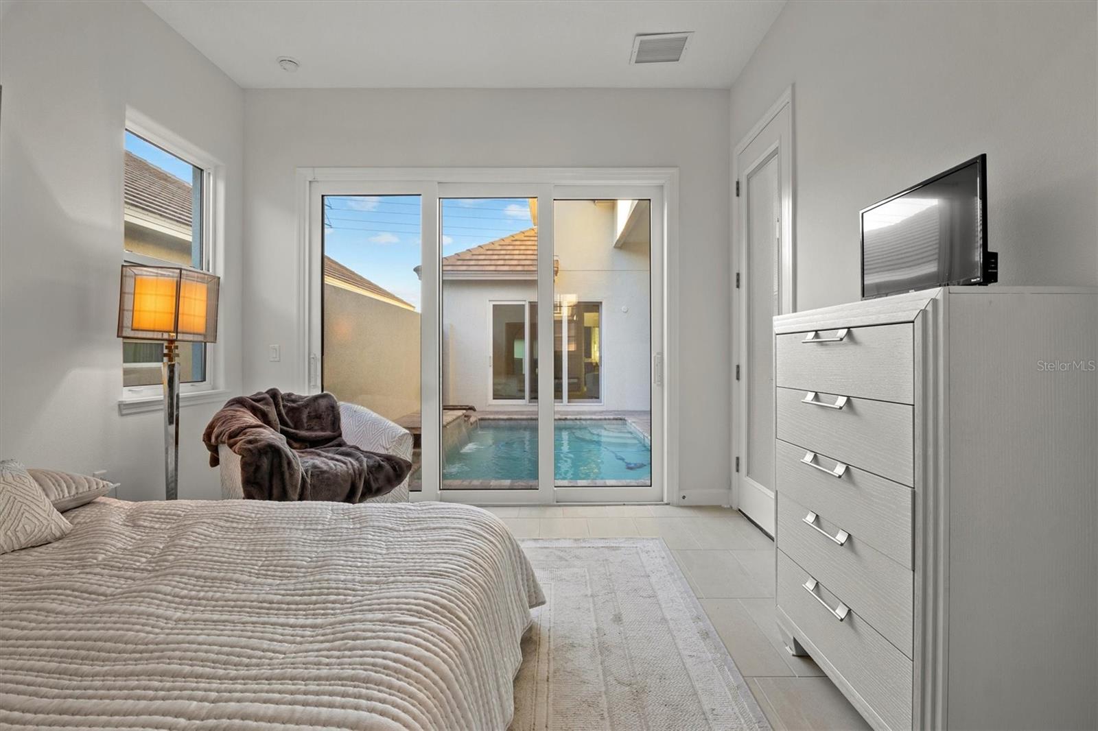 Image 37 of 44 For 168 Hampton Loop