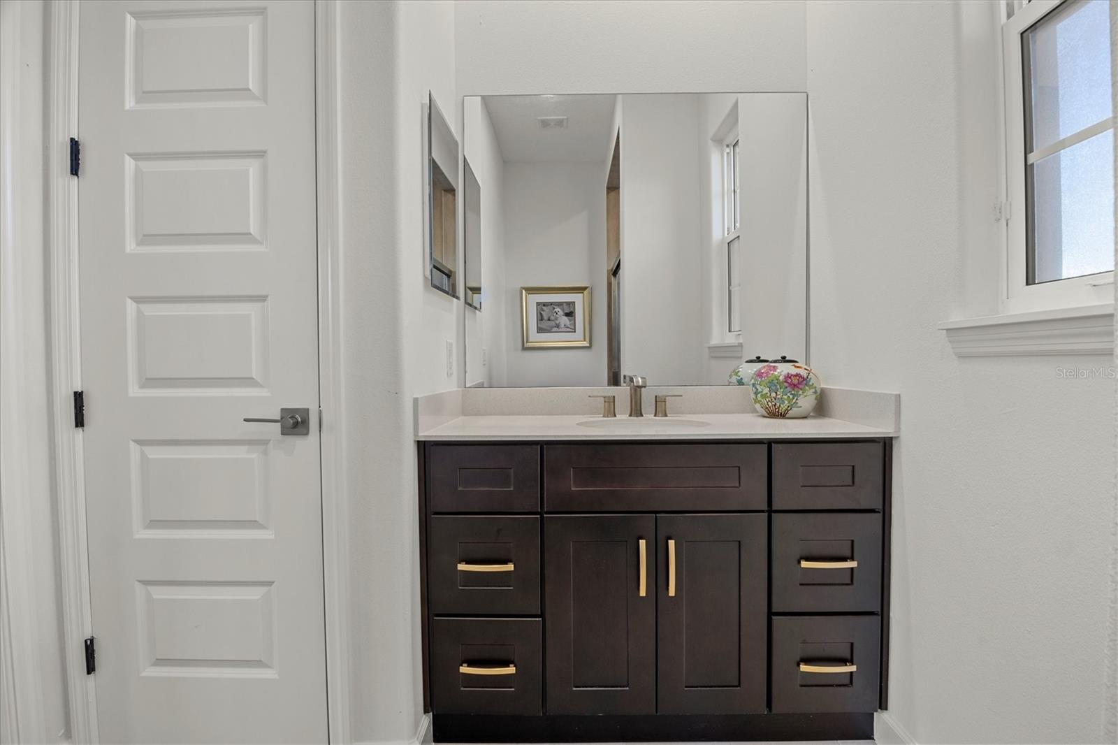 Image 39 of 44 For 168 Hampton Loop