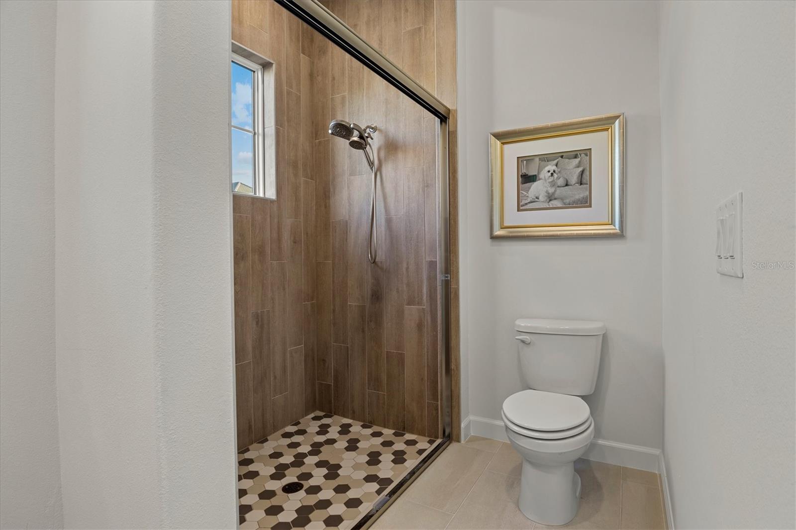 Image 40 of 44 For 168 Hampton Loop