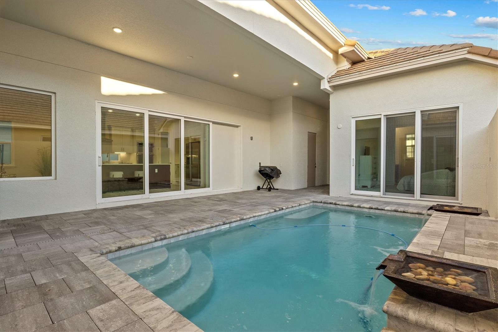 Image 7 of 44 For 168 Hampton Loop