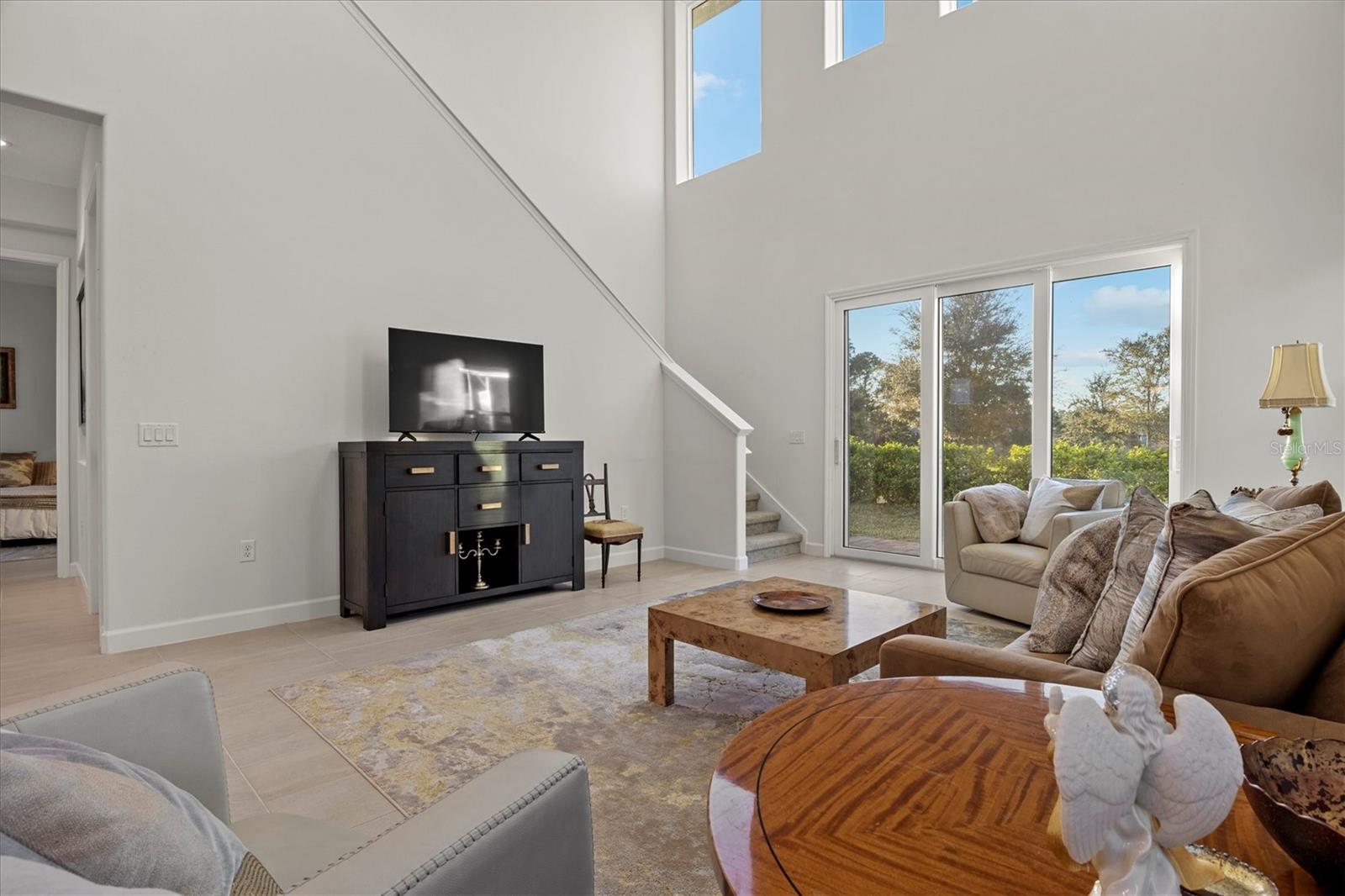 Image 9 of 44 For 168 Hampton Loop