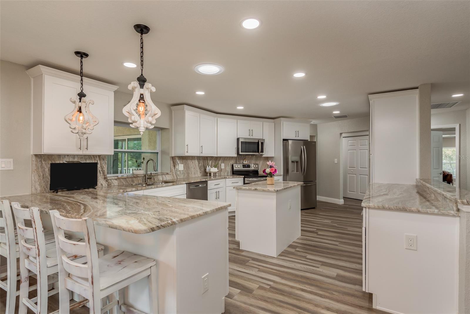 Image 14 of 51 For 5534 Tropic Drive