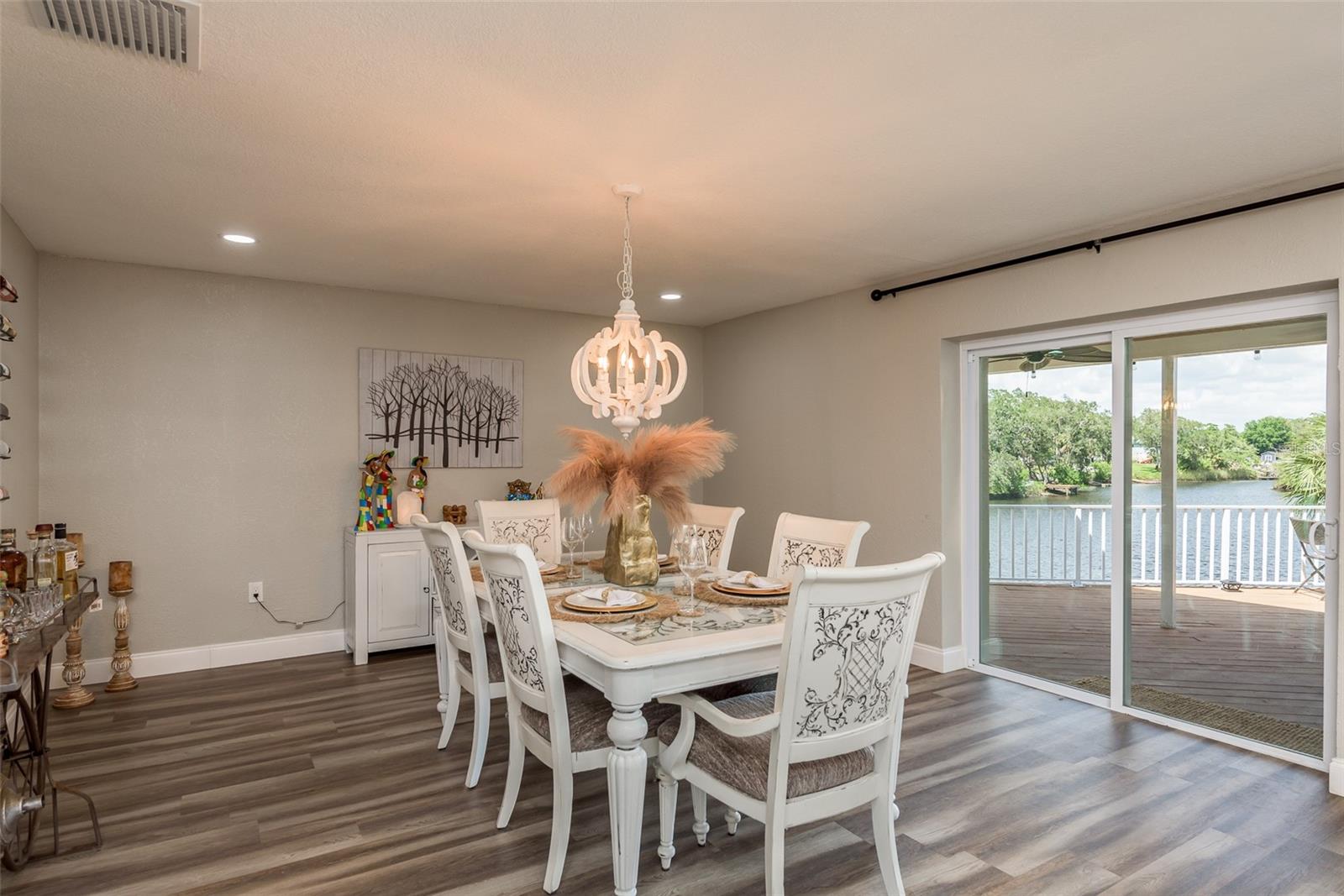 Image 15 of 51 For 5534 Tropic Drive