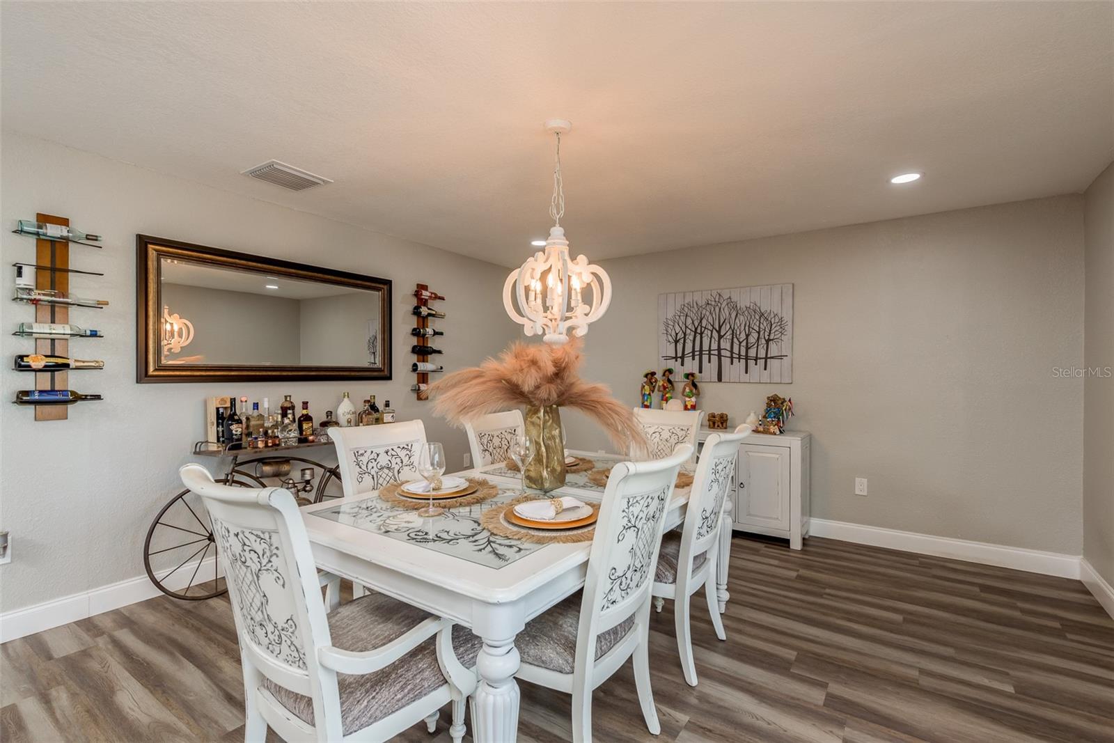 Image 16 of 51 For 5534 Tropic Drive