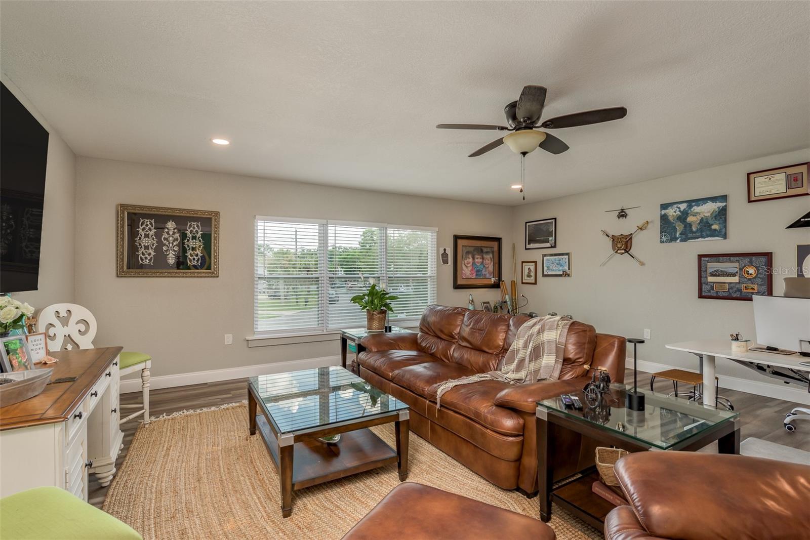 Image 18 of 51 For 5534 Tropic Drive