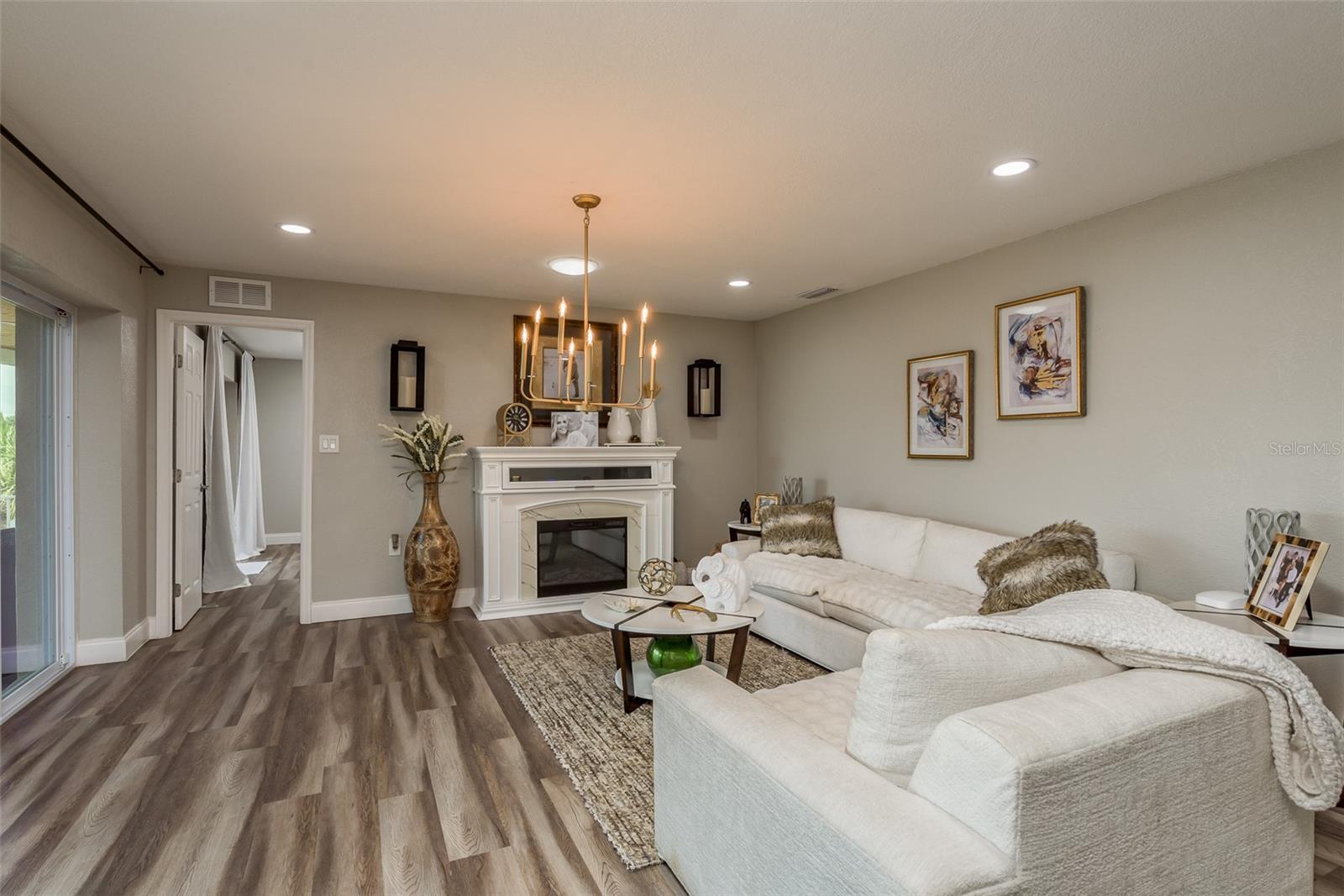 Image 7 of 51 For 5534 Tropic Drive