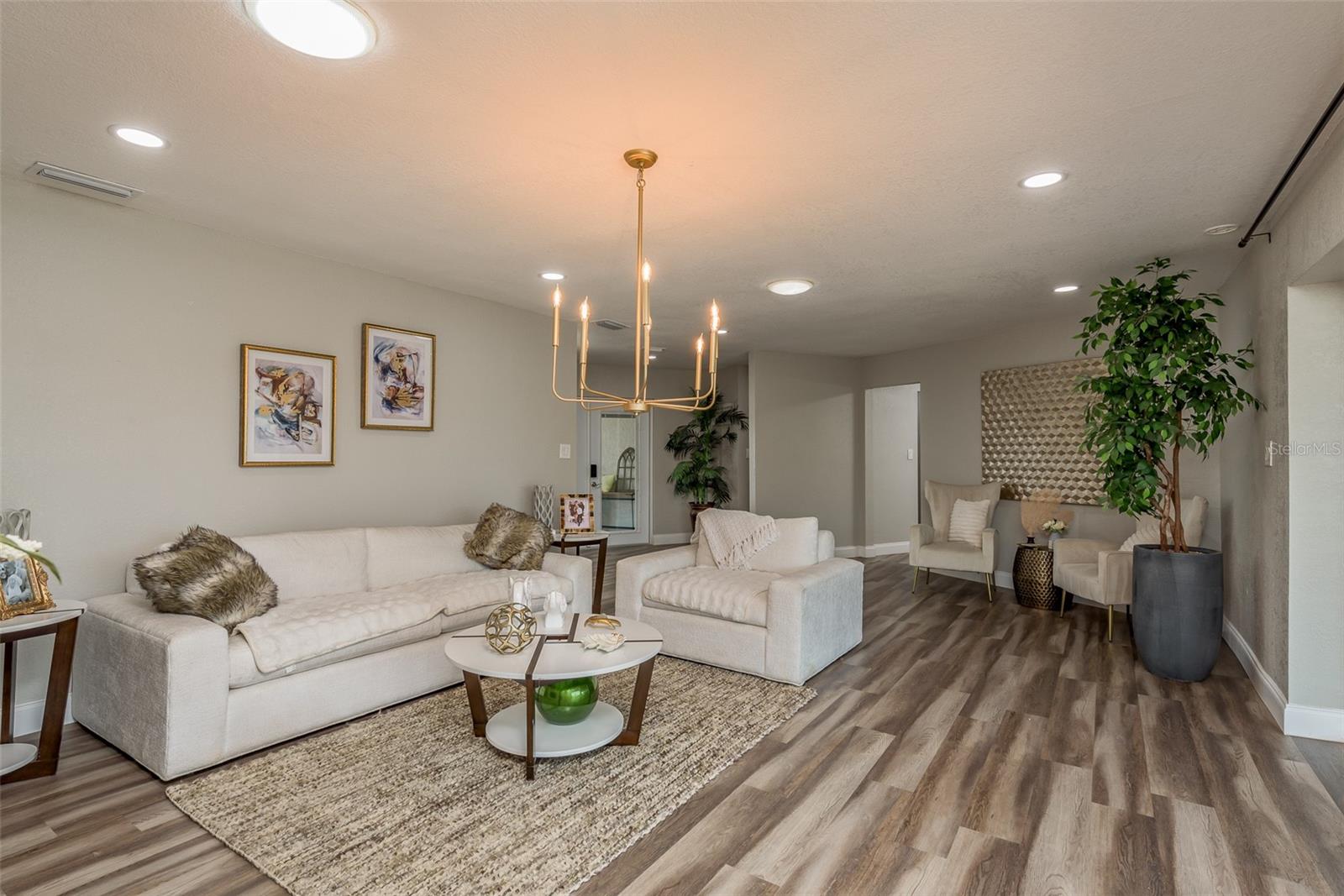 Image 8 of 51 For 5534 Tropic Drive