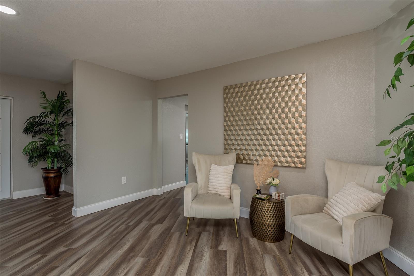 Image 9 of 51 For 5534 Tropic Drive