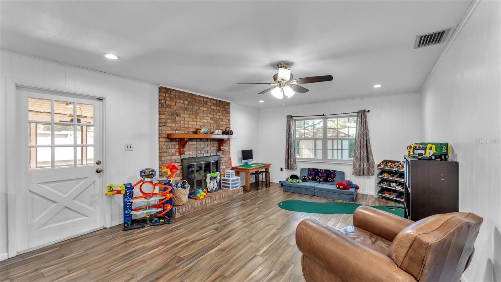 Image 22 of 42 For 3511 Creekmur Lane