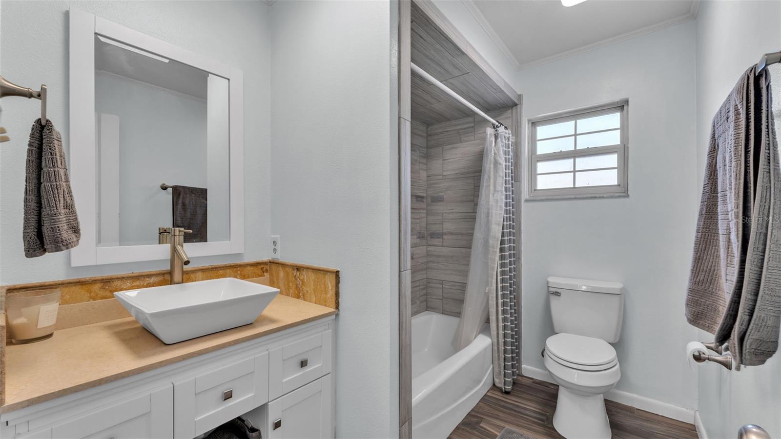 Image 30 of 42 For 3511 Creekmur Lane