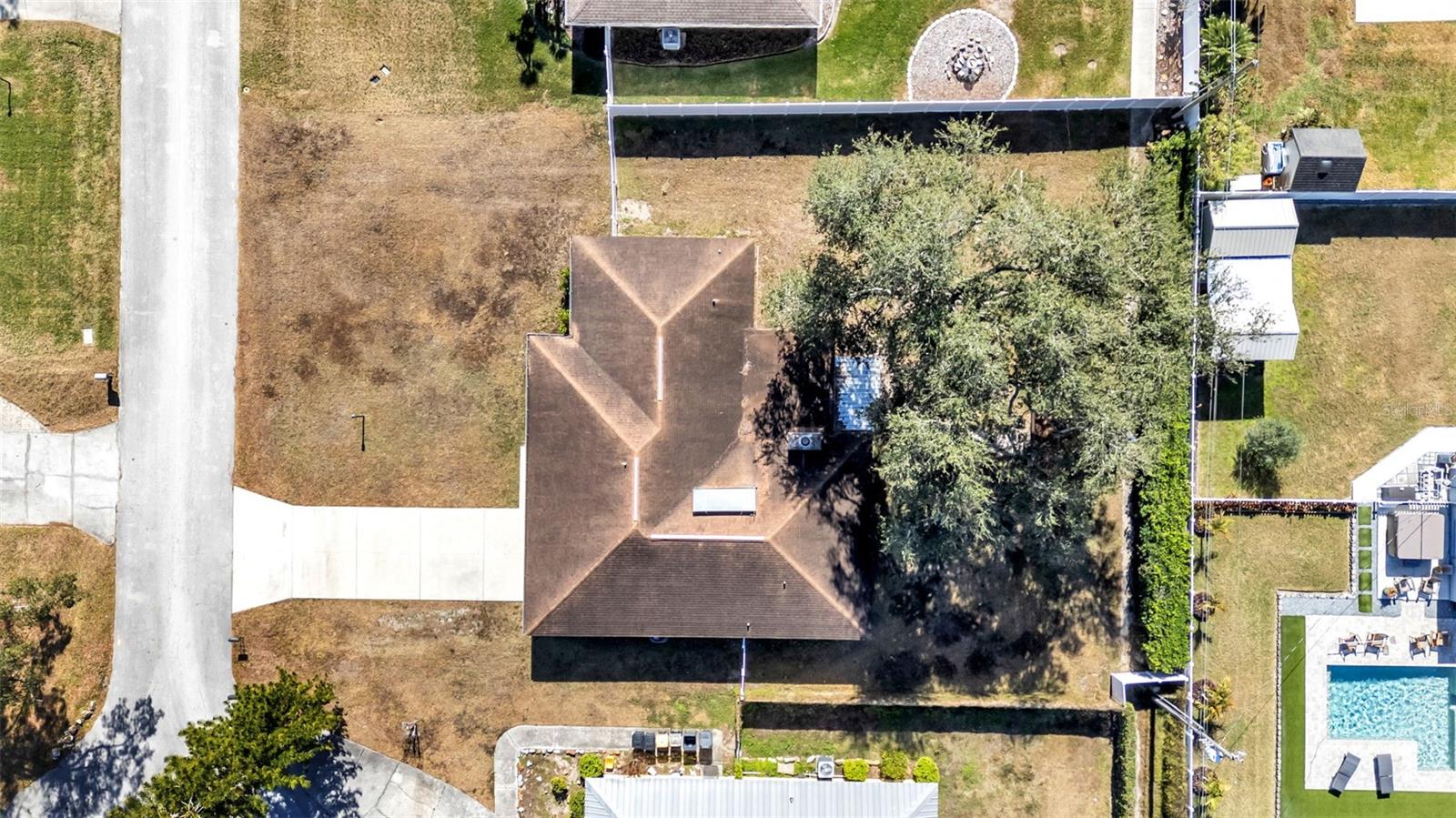 Image 37 of 42 For 3511 Creekmur Lane