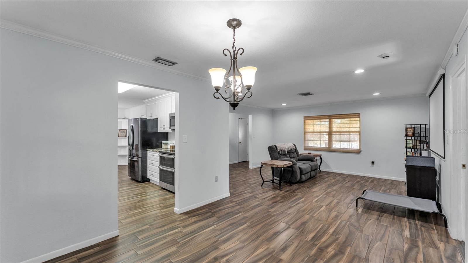 Image 9 of 42 For 3511 Creekmur Lane