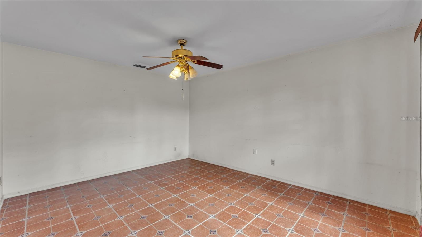 Image 14 of 38 For 4104 County Road 540a